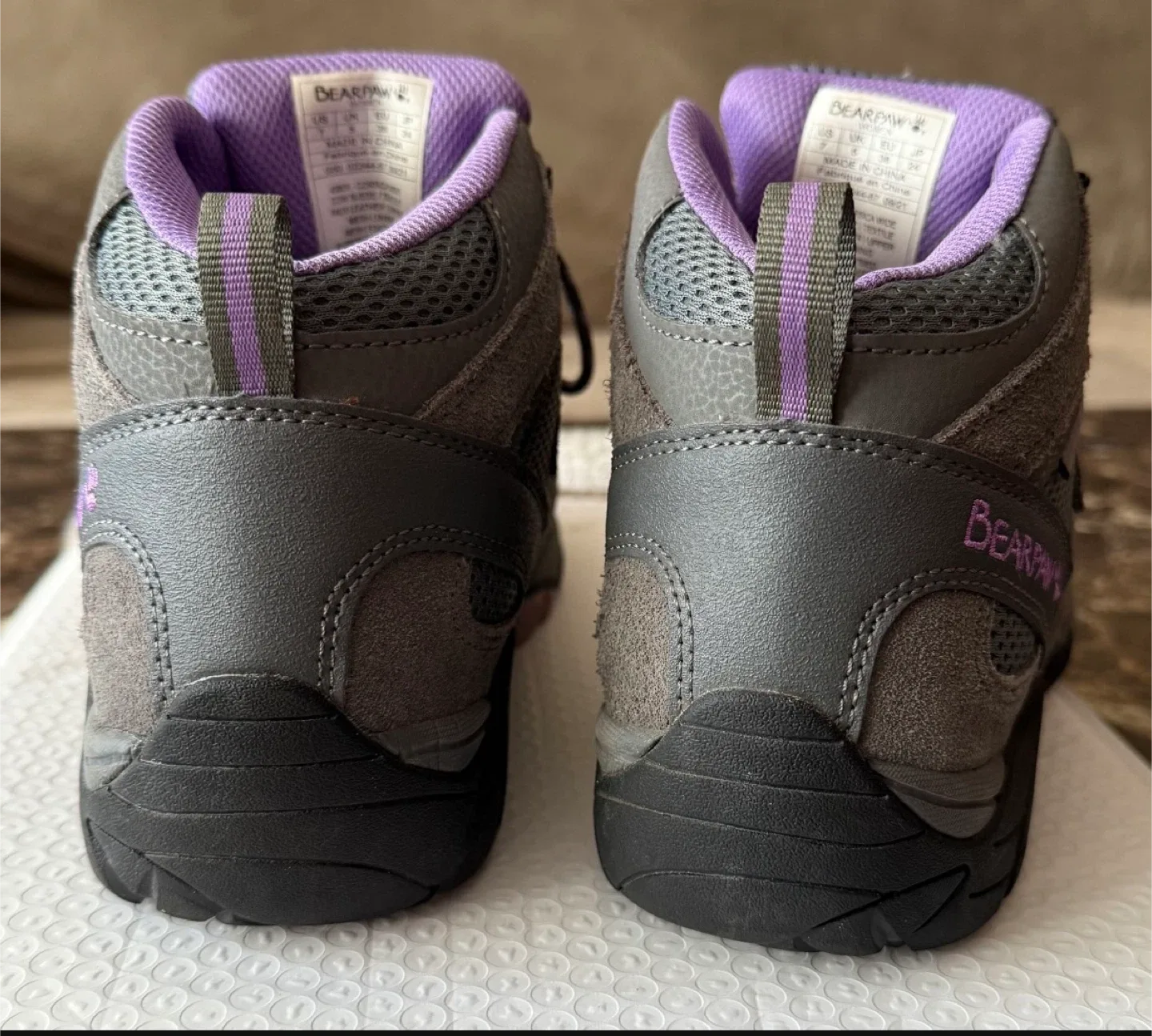 Bear Paw Woman Boots size 7 image indicator(2)