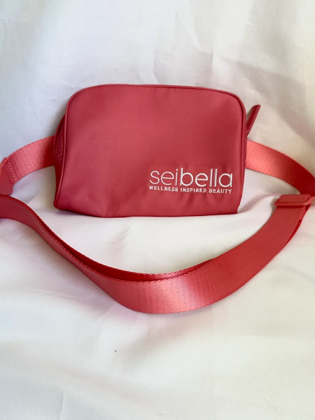 Seibella Pink Belt Bag image indicator(5)