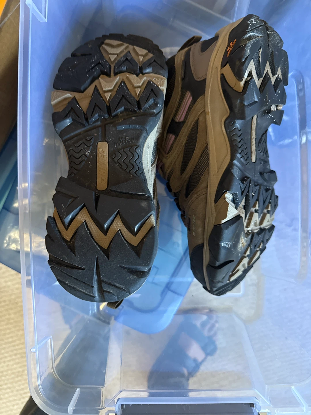 Hi-Tec Hiking Shoes - Women's Size 9.5 - photo 3