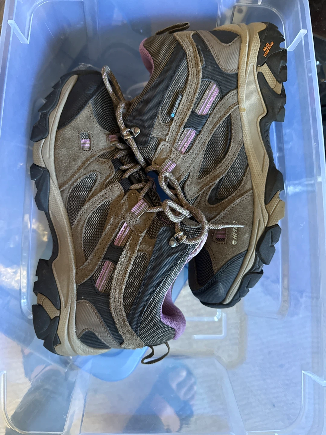 Hi-Tec Hiking Shoes - Women's Size 9.5 - photo 2