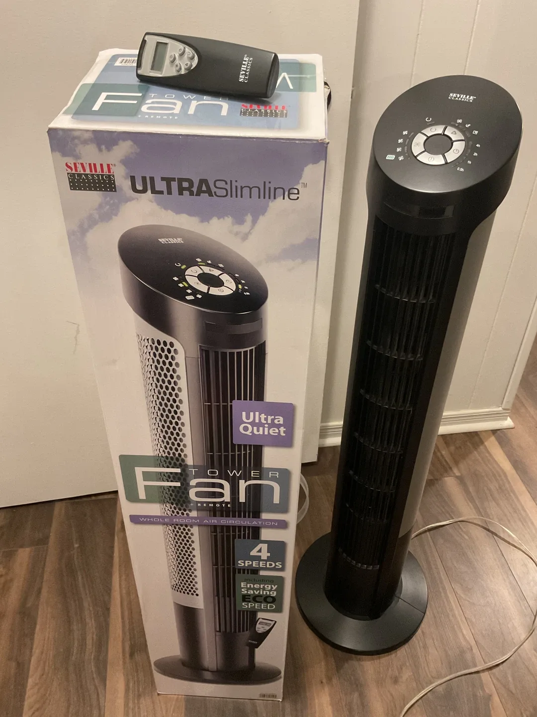 Seville Classics UltraSlimline Tower Fan - Black image indicator(3)