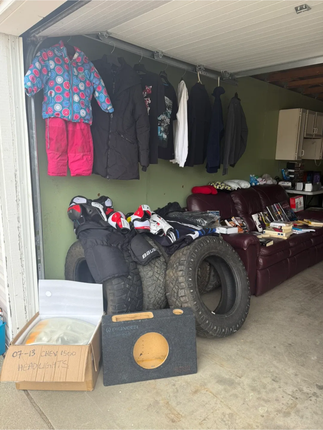 Garage Sale! (Last Chance!) thumbnail