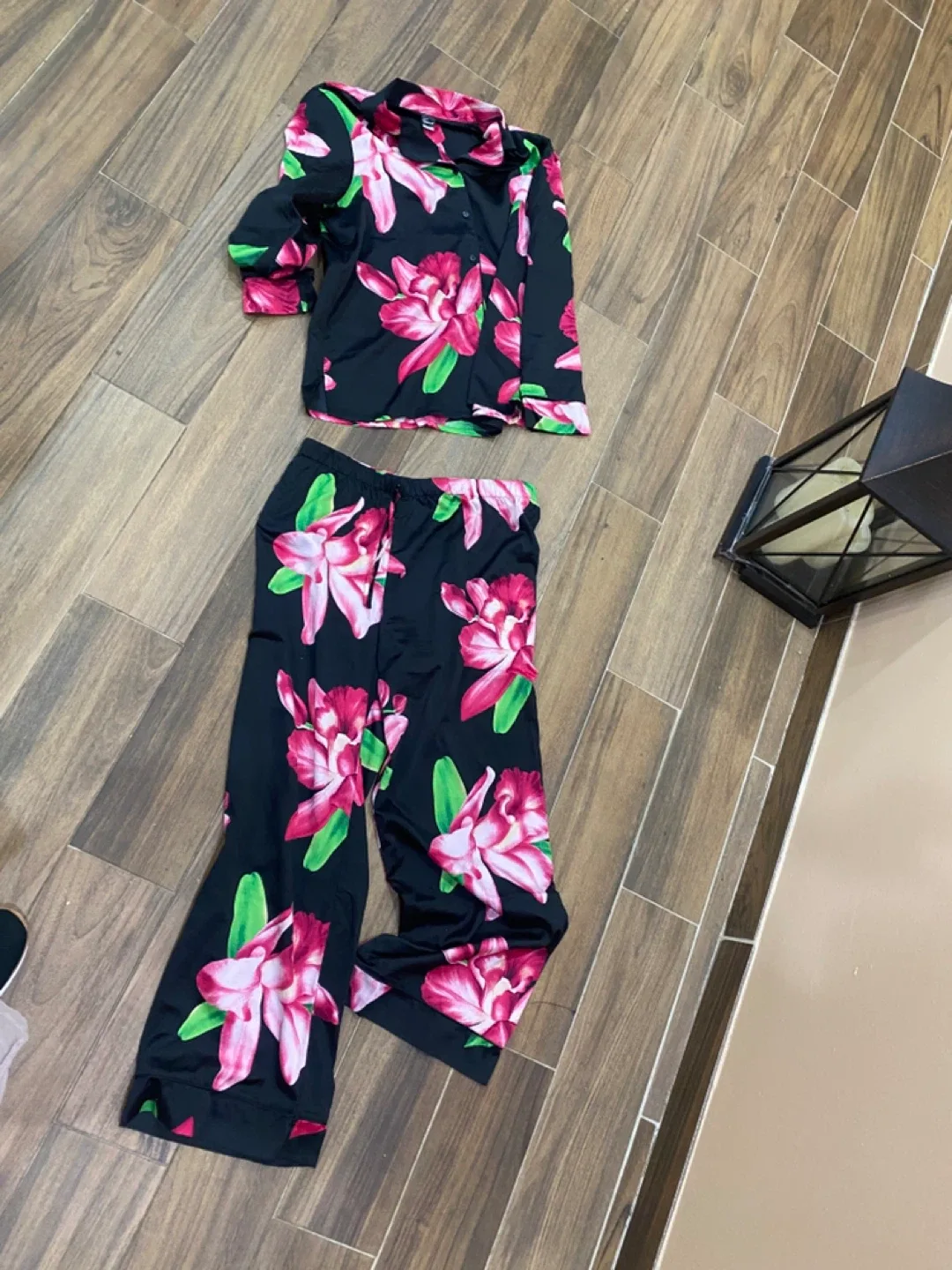 Floral Pajama Set size m thumbnail