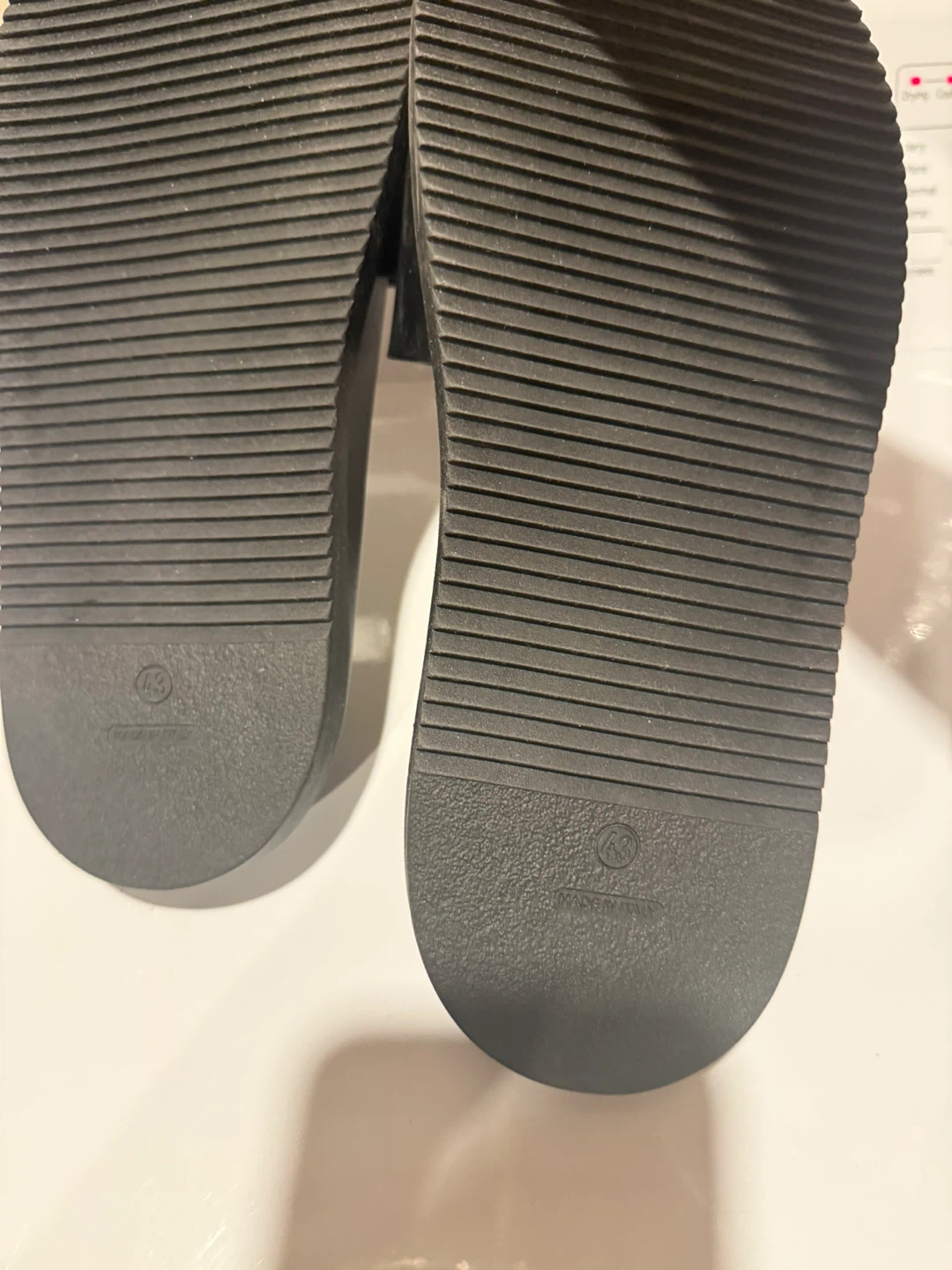 BY.TEES Black Slides Size 43 (US 9) - photo 2
