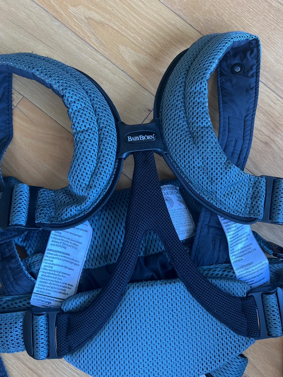 BabyBjorn Baby Carrier image indicator(5)