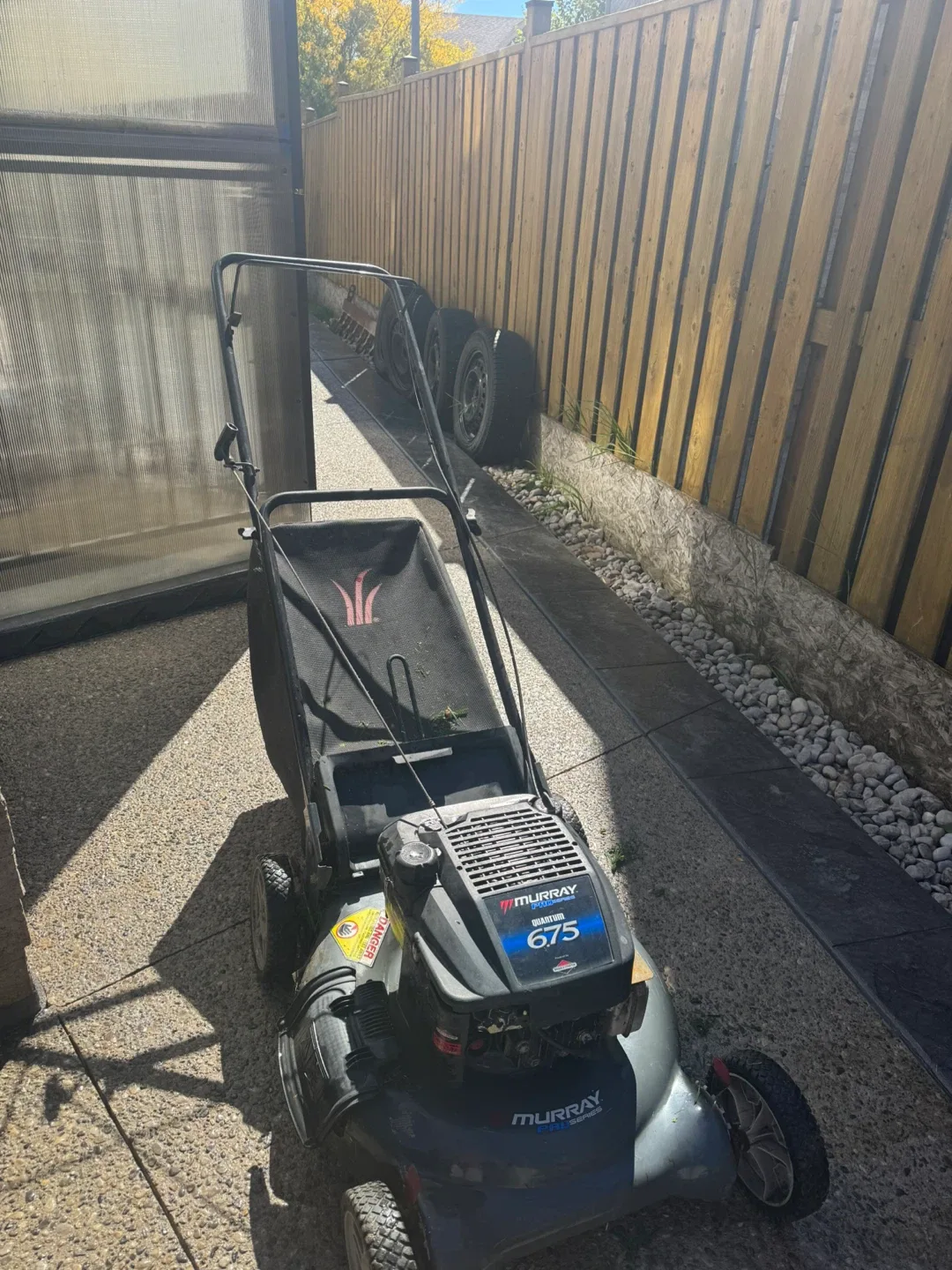 Murray Quantum 675 Lawn Mower thumbnail