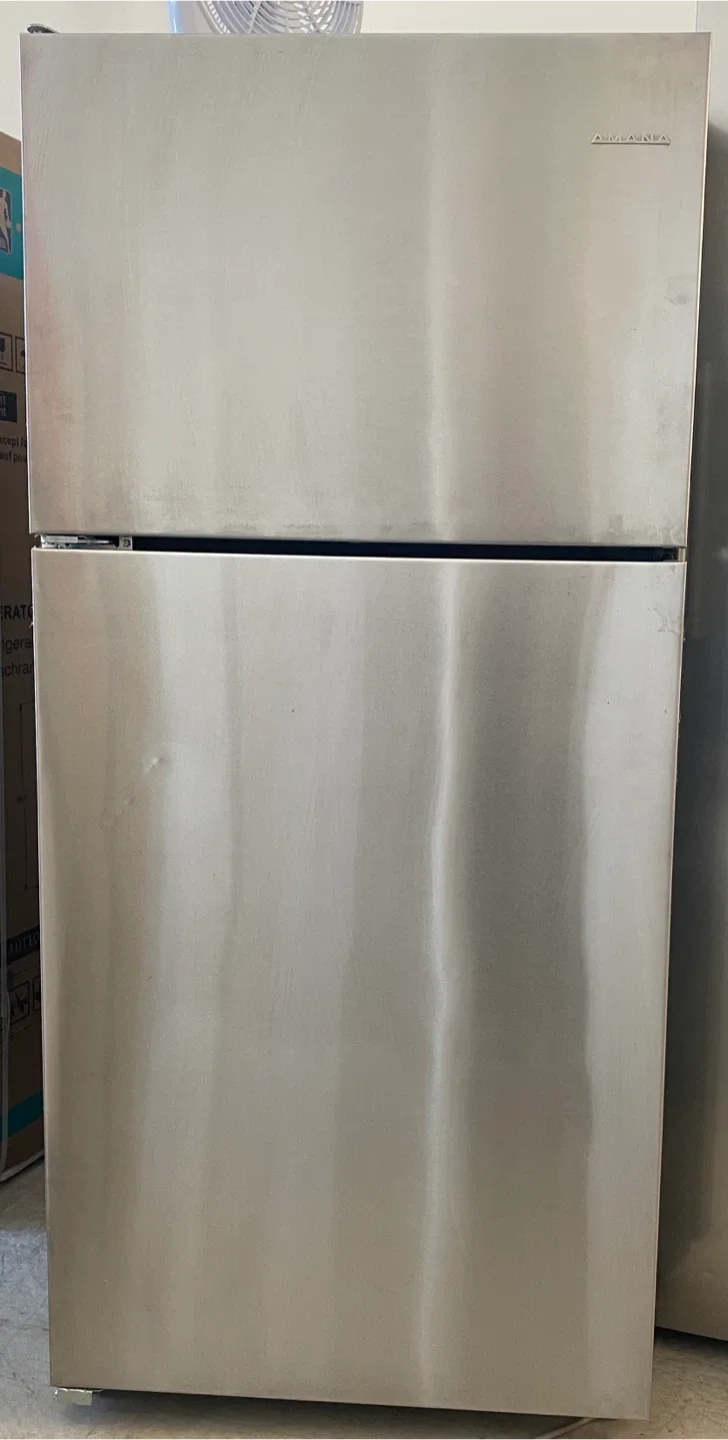 Amana Stainless Fridge thumbnail