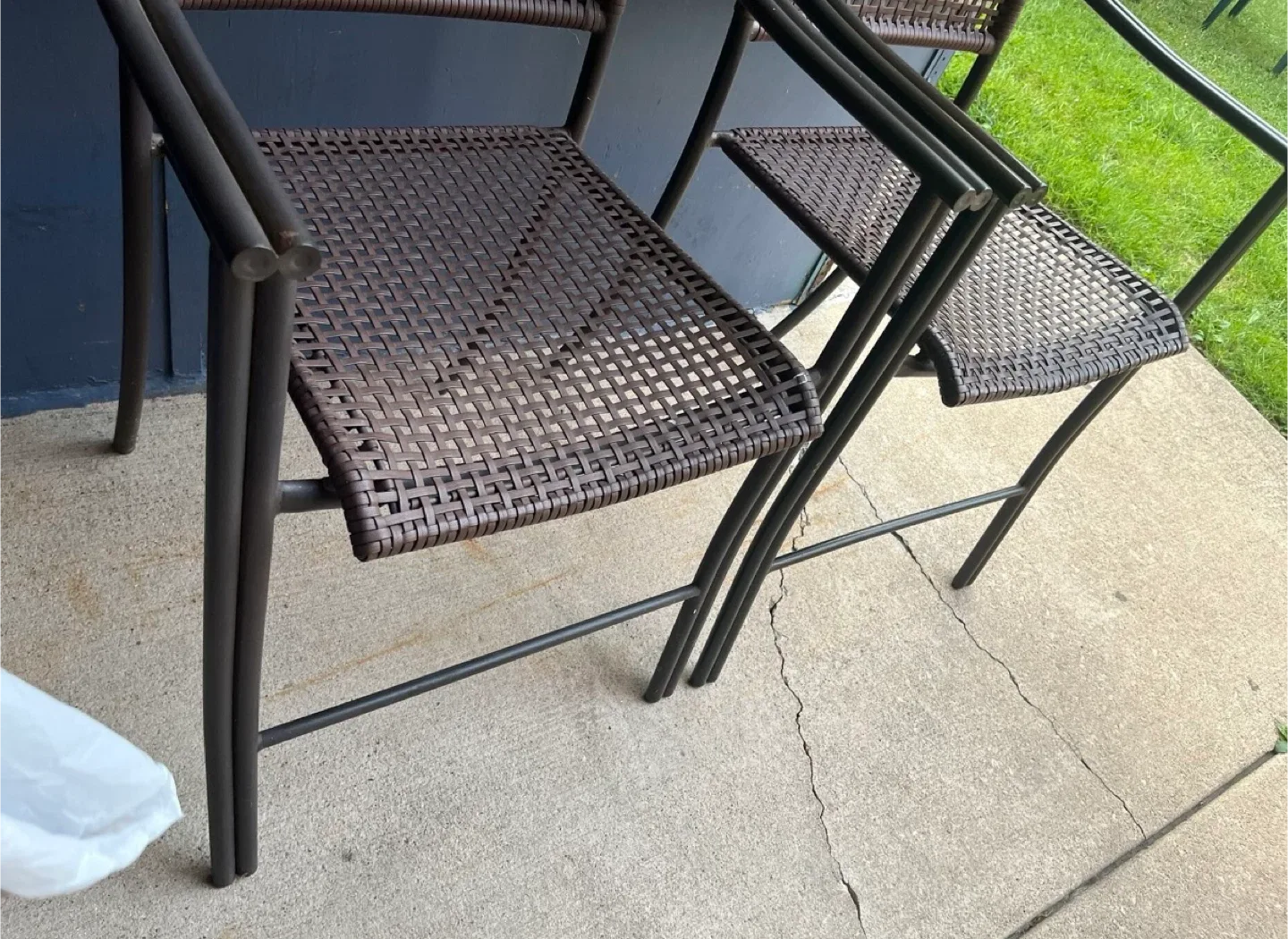 Patio chairs image indicator(6)