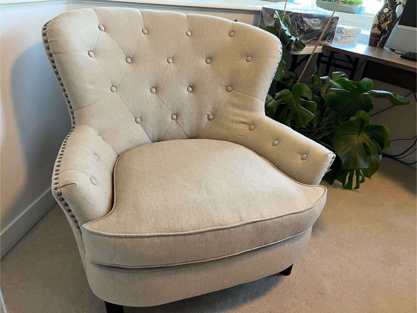 Wingback Accent Chair - Beige - photo 2