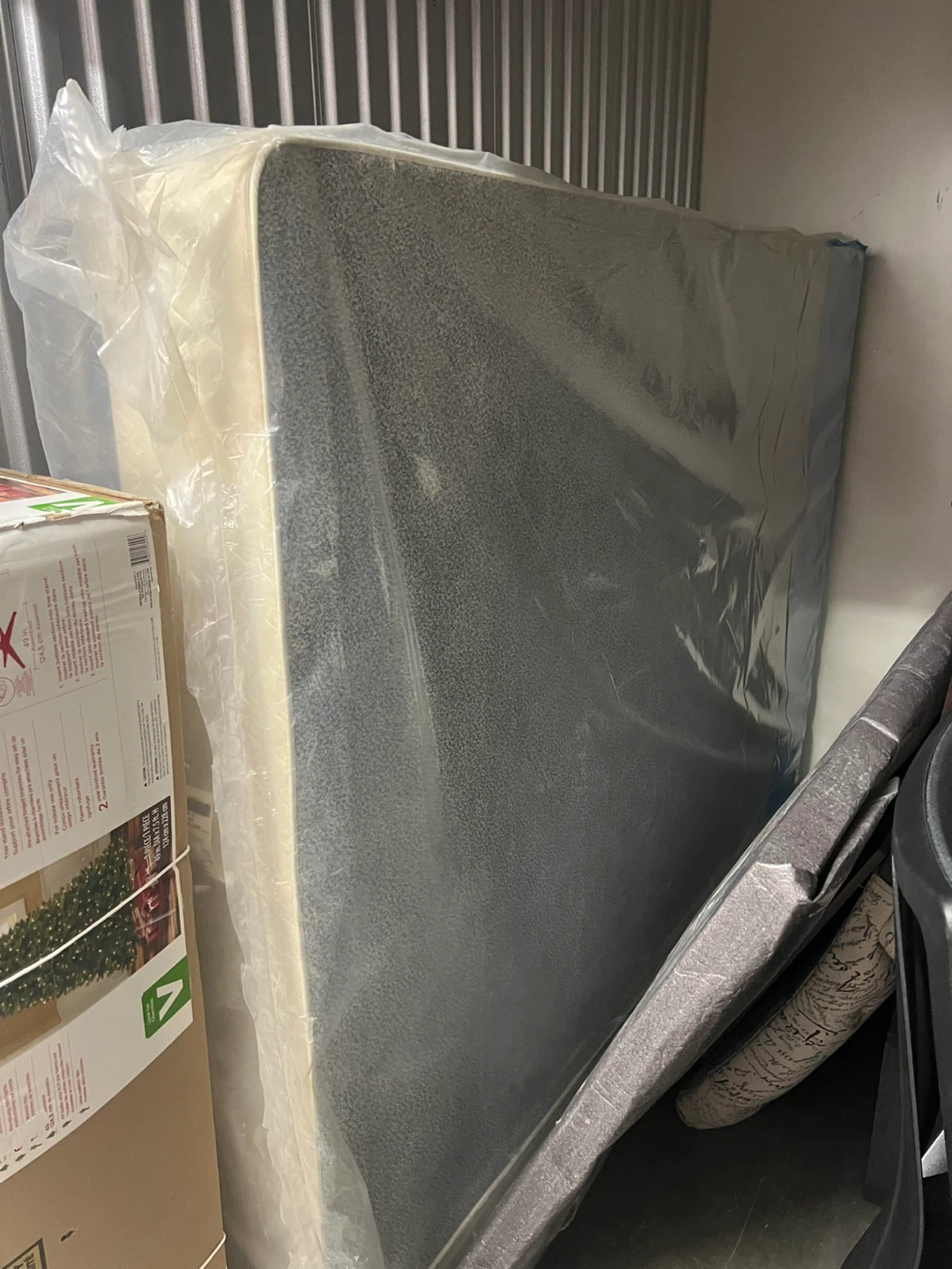 Queen size box