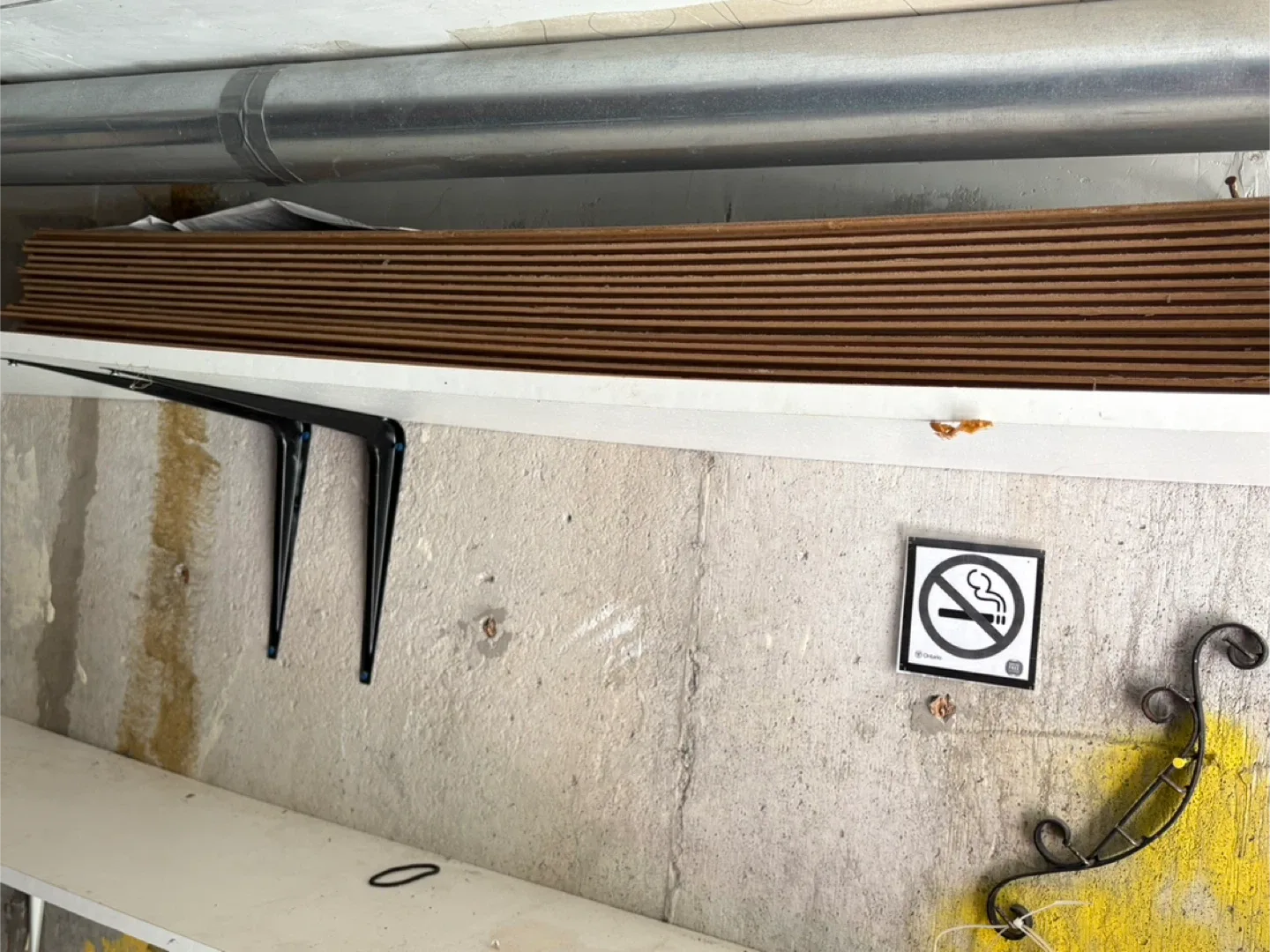 Style Selections Laminate Flooring - 21.35 sq ft image indicator(3)