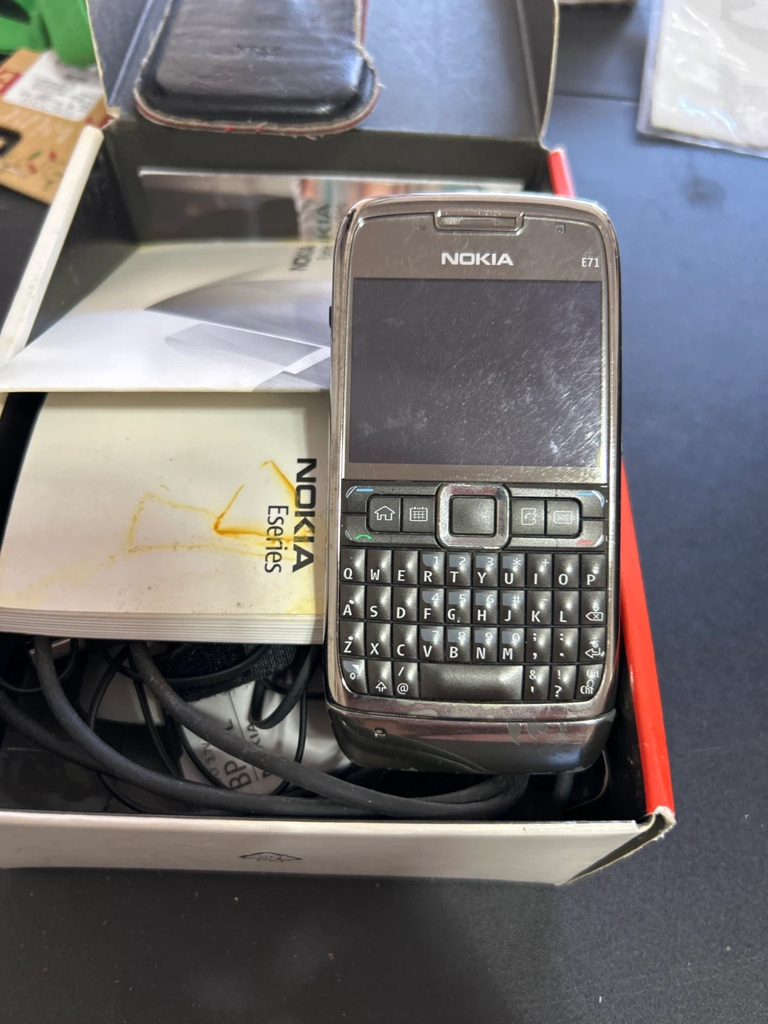 Nokia Eseries E71 - photo 2