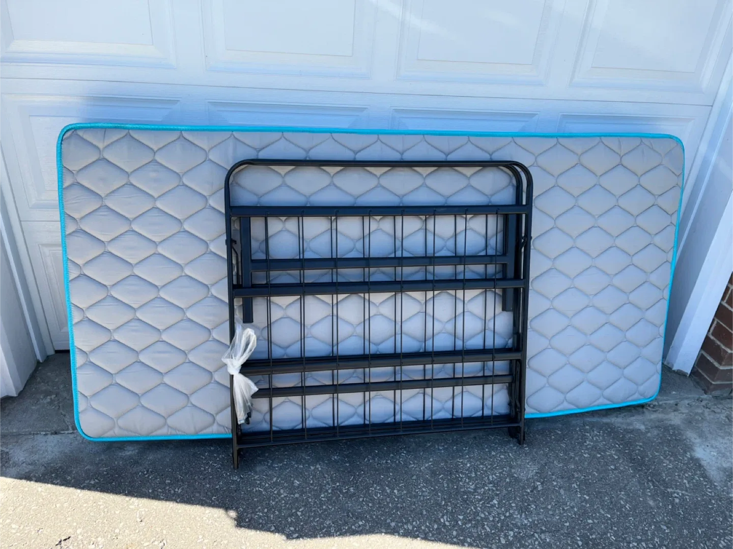 Linenspa Twin Mattress with Foldable Frame thumbnail