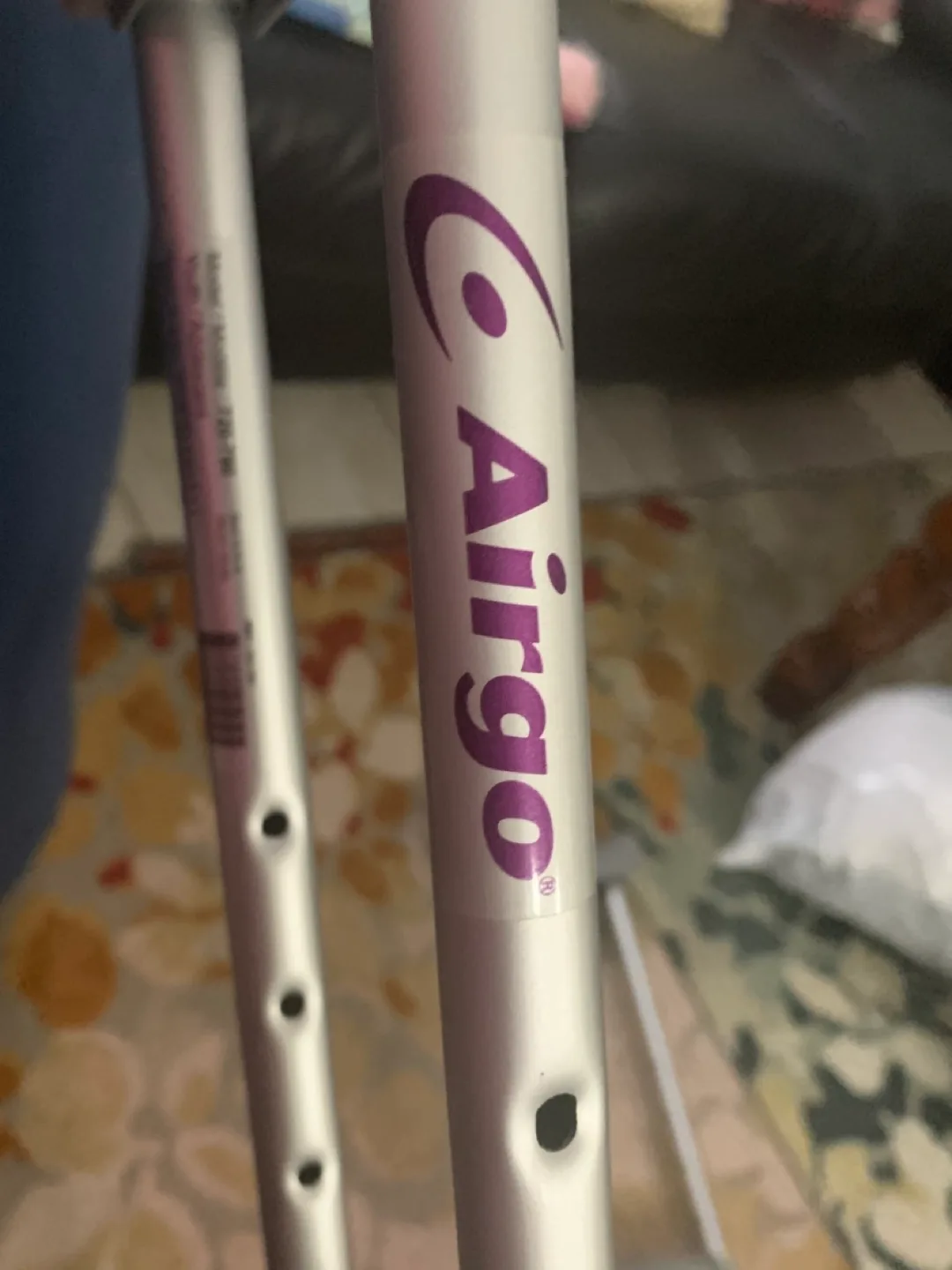 Airgo Crutches - Adjustable Height image indicator(5)