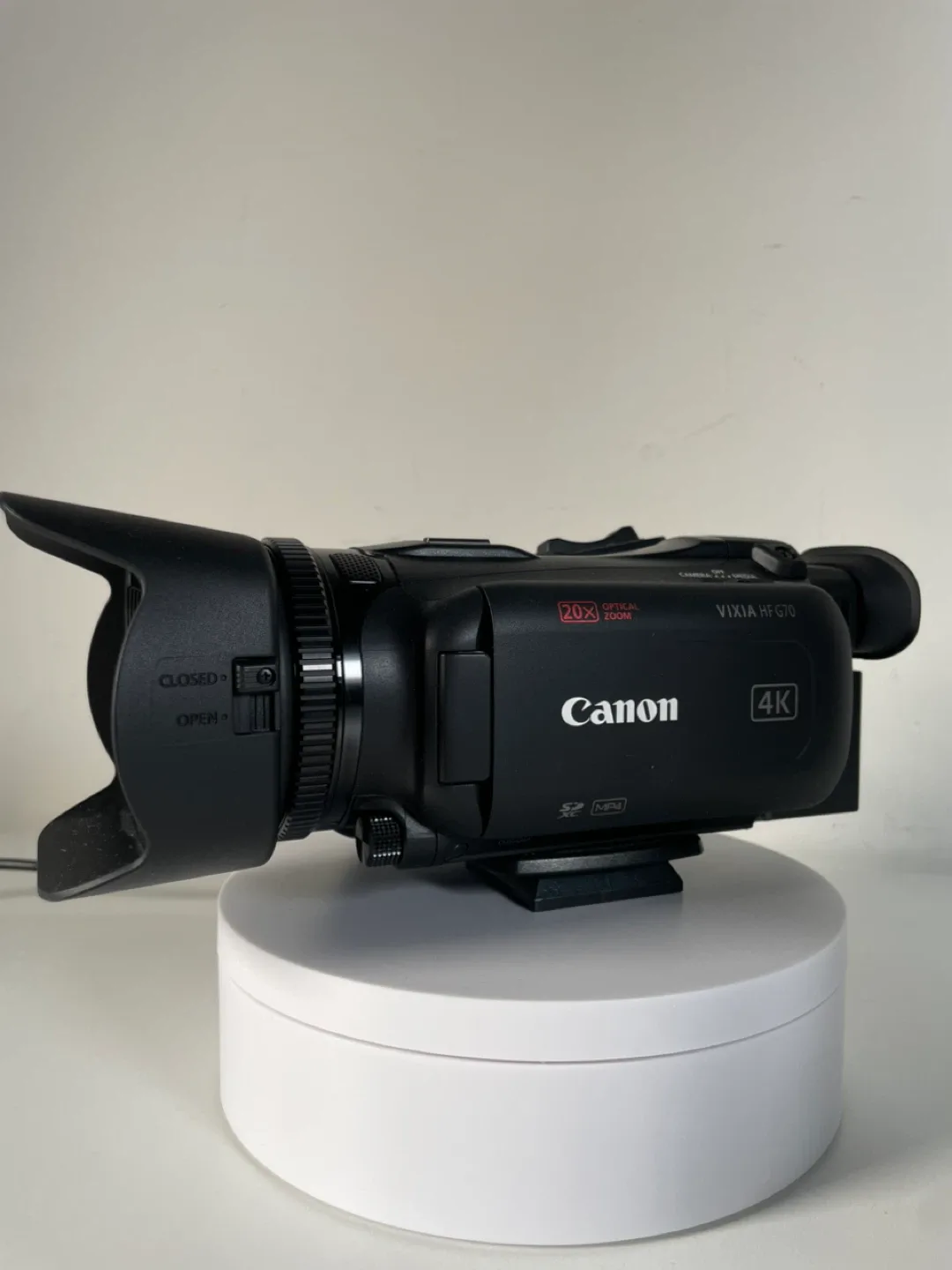 Canon VIXIA HF G70 Camcorder 4k thumbnail