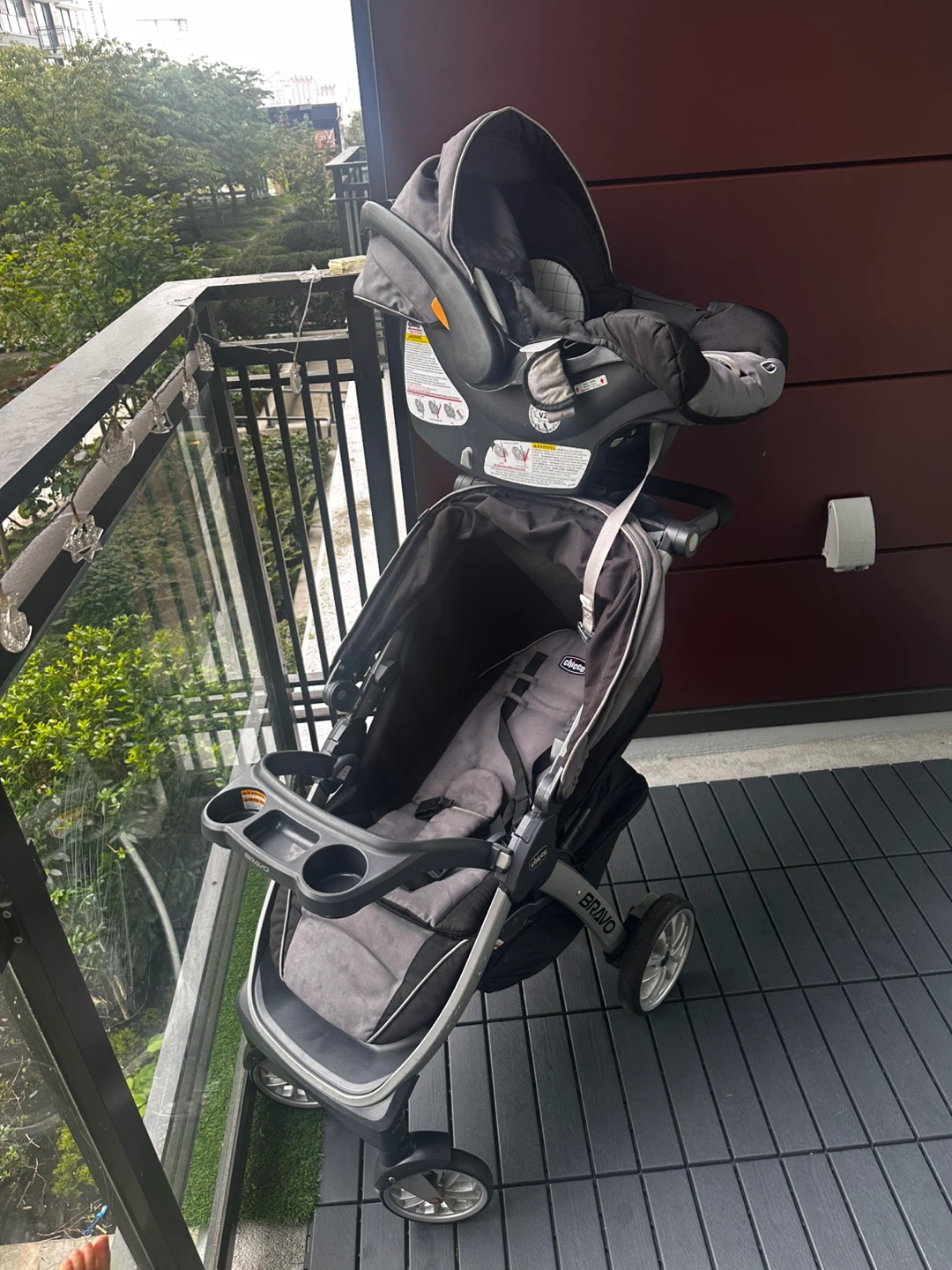 Chicco Bravo Travel System Stroller & Car Seat - photo 2