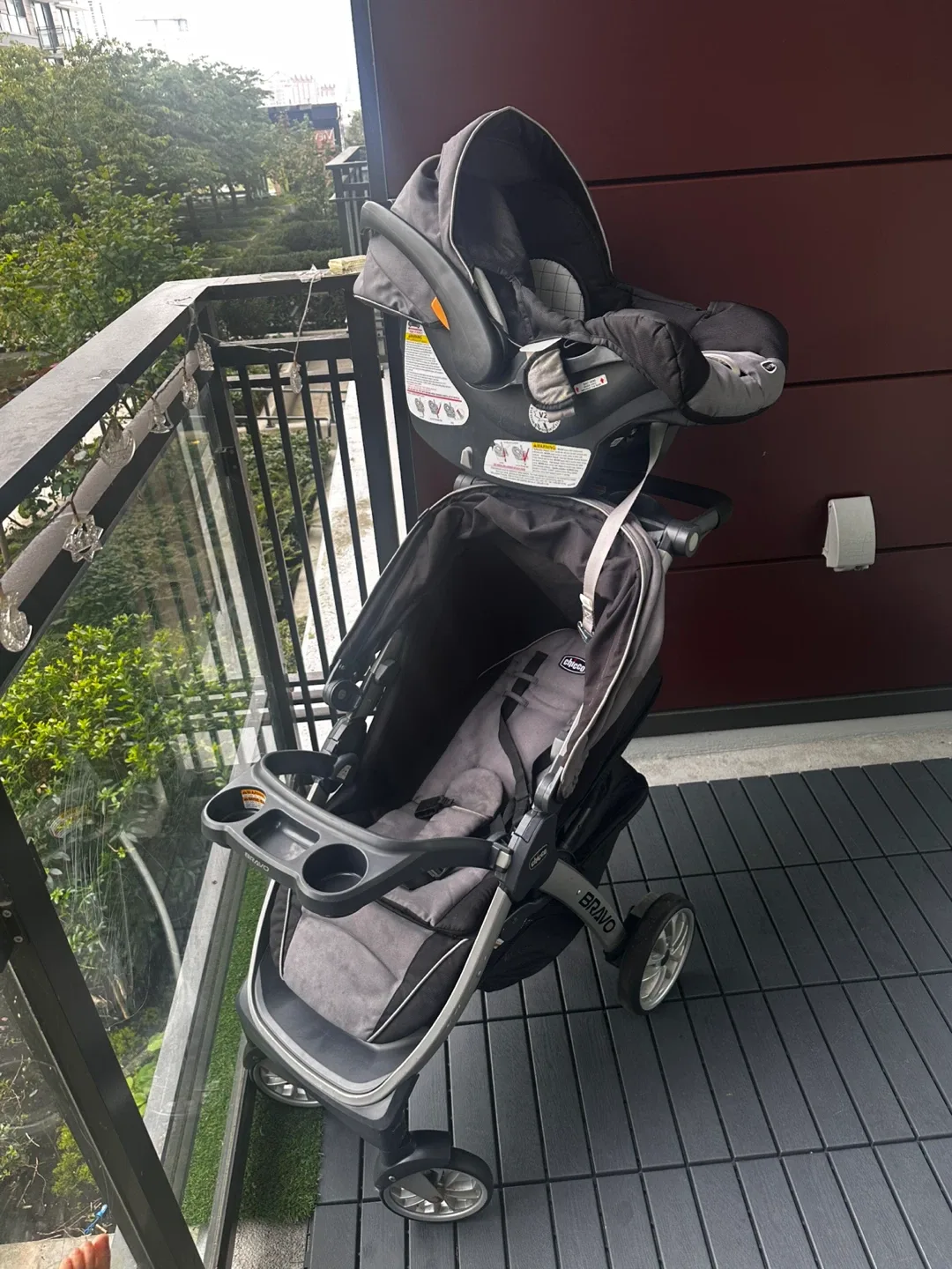 Chicco Bravo Travel System Stroller & Car Seat image indicator(2)