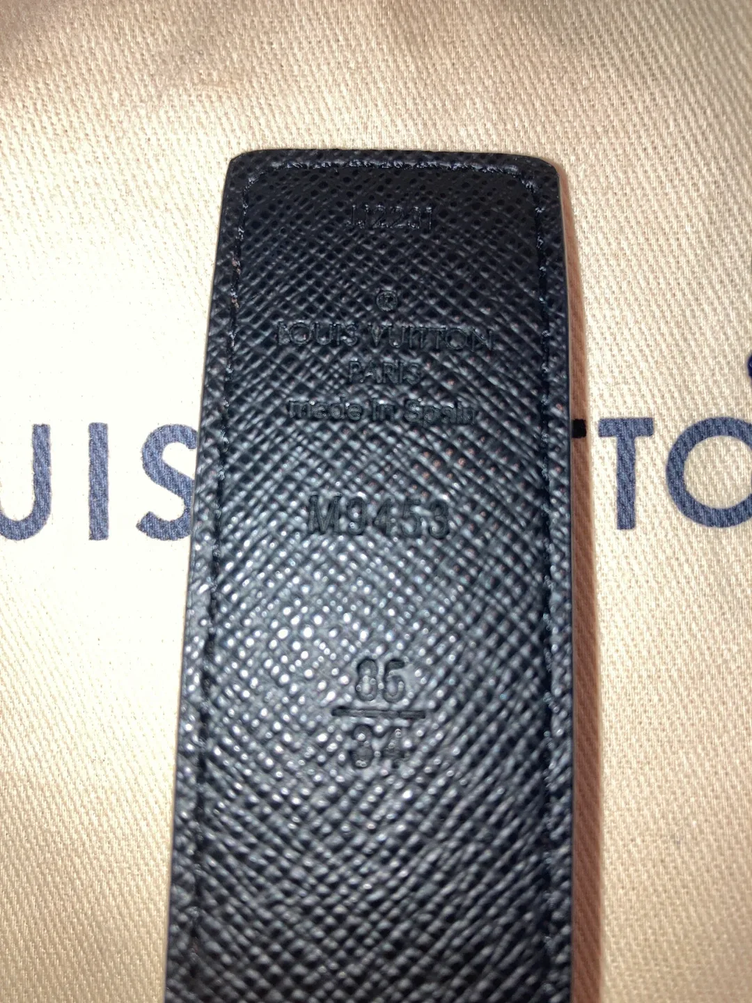Louis Vuitton Reversible Belt Size 85/34 image indicator(5)