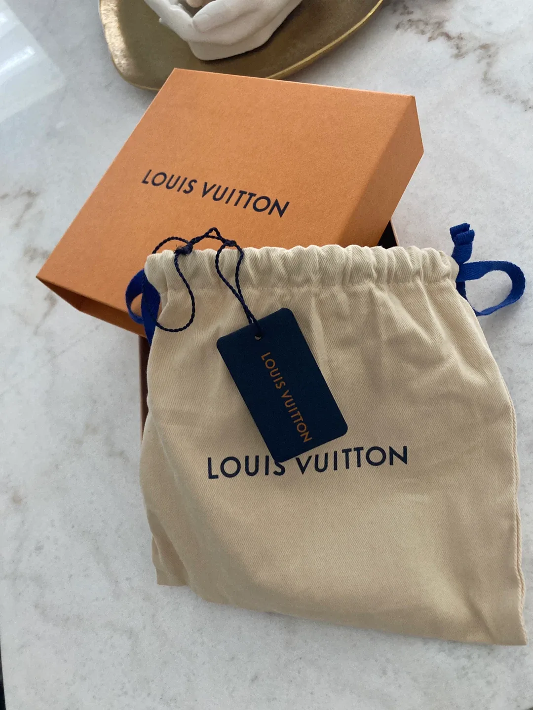 Louis Vuitton Reversible Belt Size 85/34 image indicator(7)