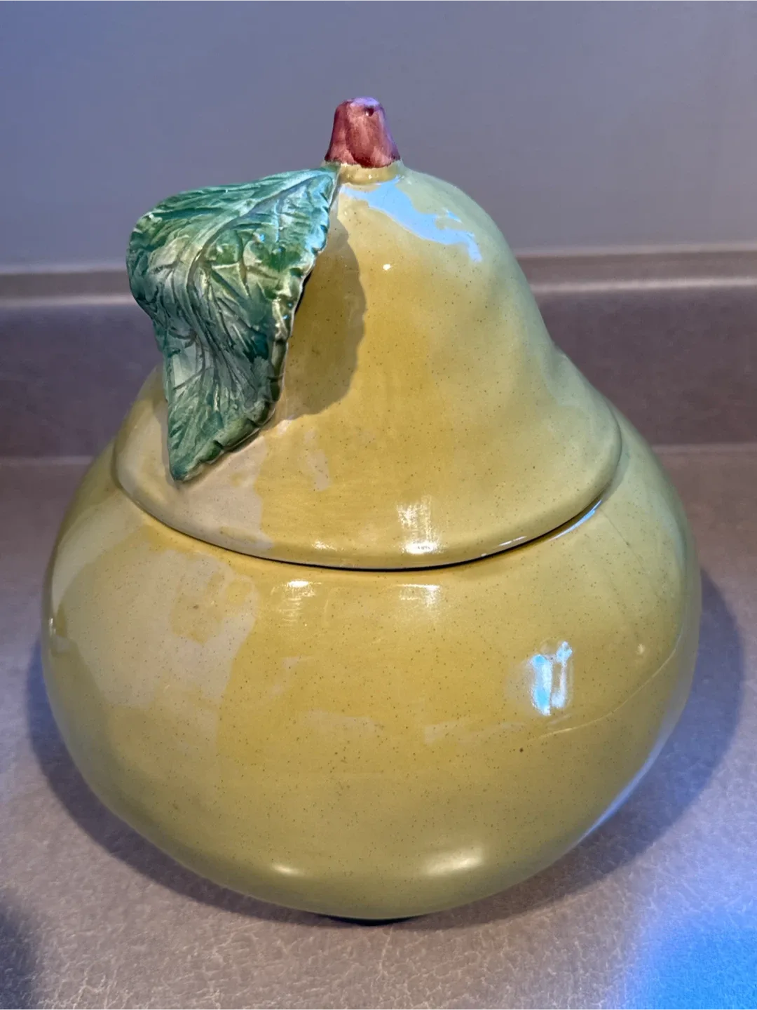 Harry and David Pear Cookie Jar image indicator(2)