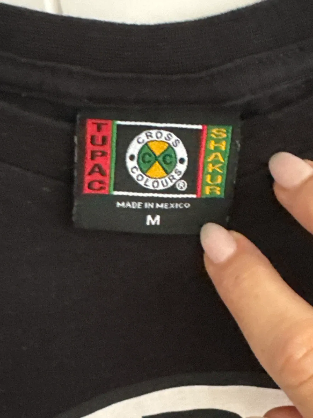 Vintage Tupac Shakur Cross Colours T-shirt - Size M image indicator(4)