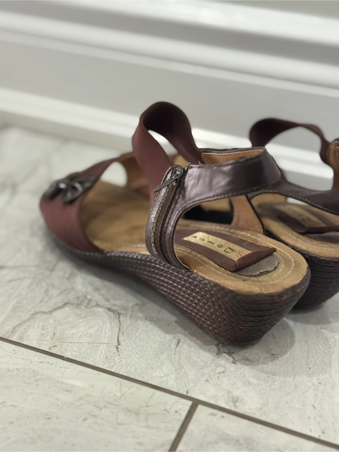 Brown Sandals with Flower Detail