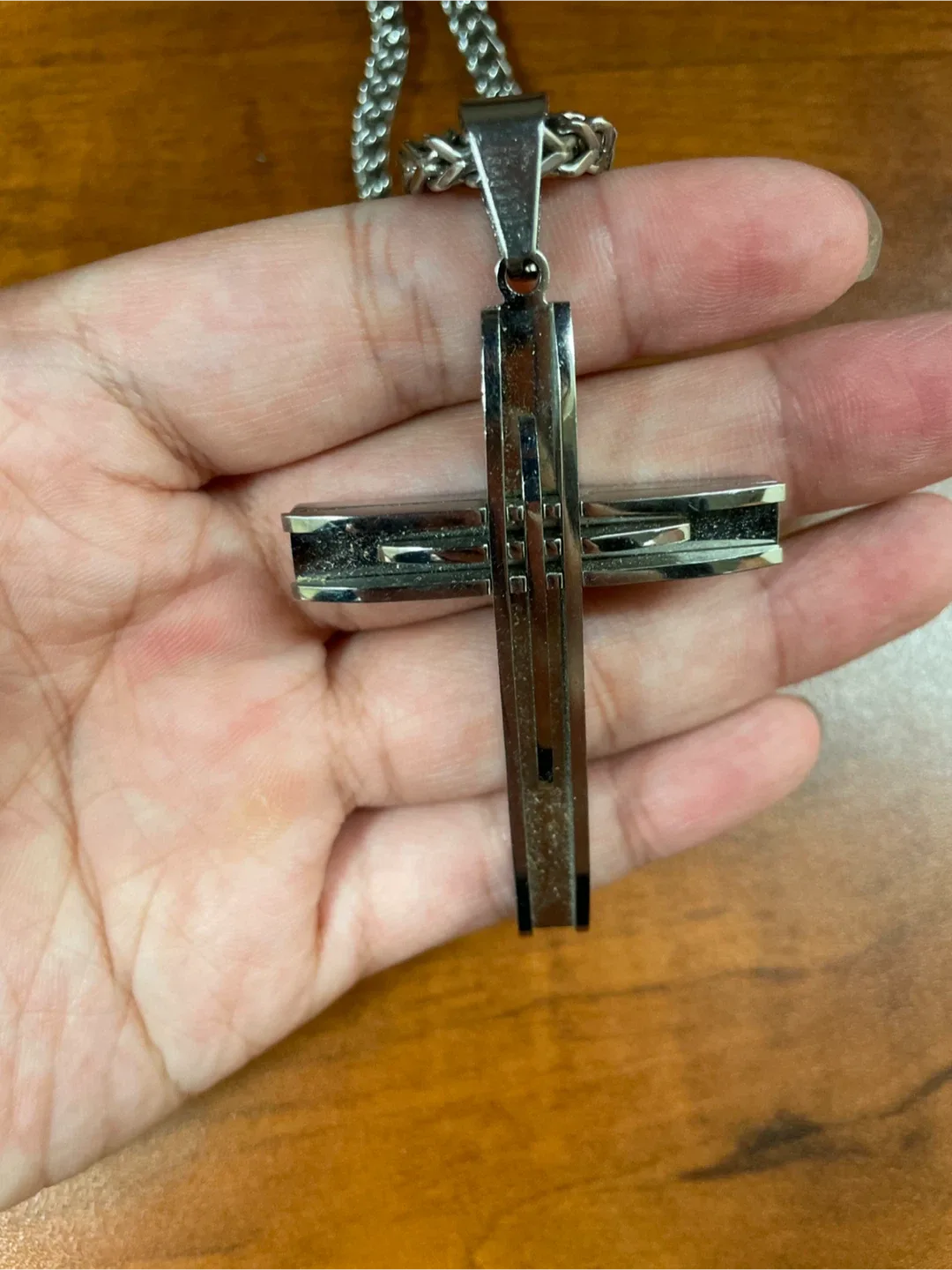 Silver Cross Pendant Necklace image indicator(3)