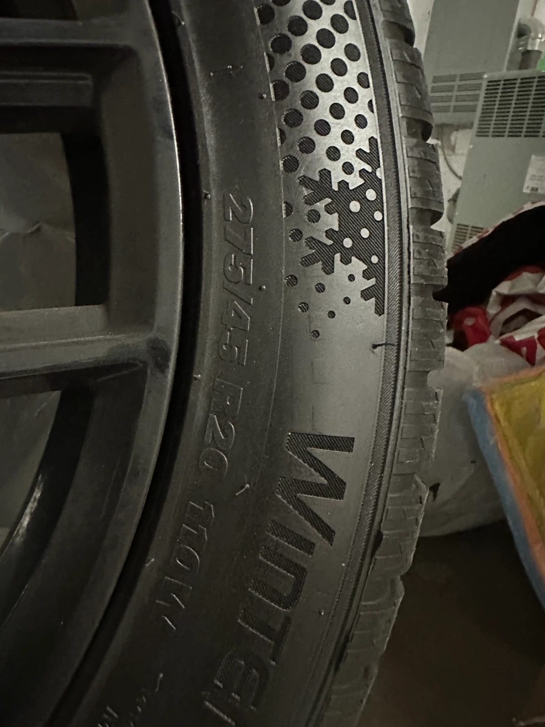 BMW 5x112 Wheel with Kumho Wintercraft Tire 275/45R20 - photo 3
