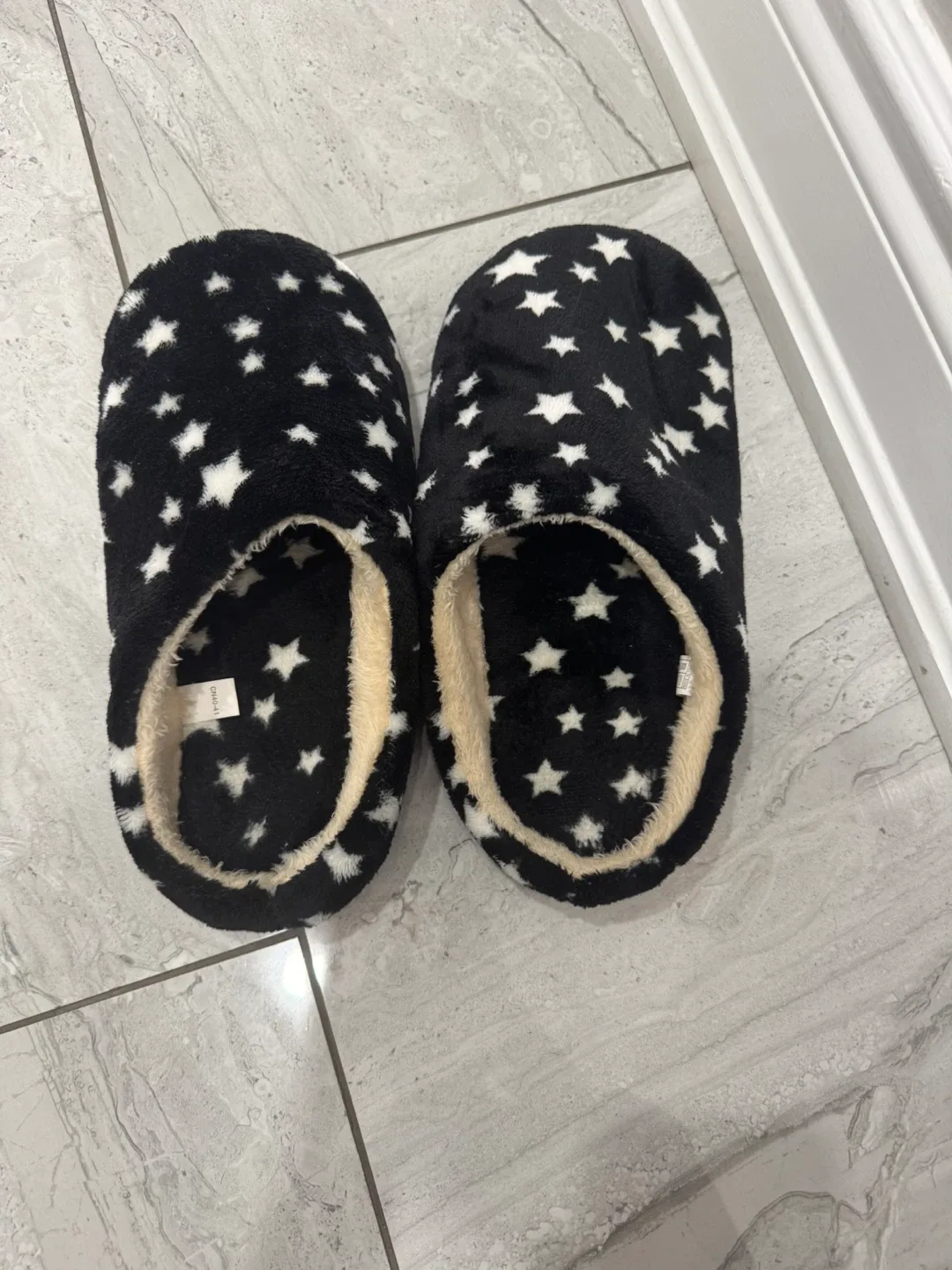Star Pattern furry Slippers thumbnail