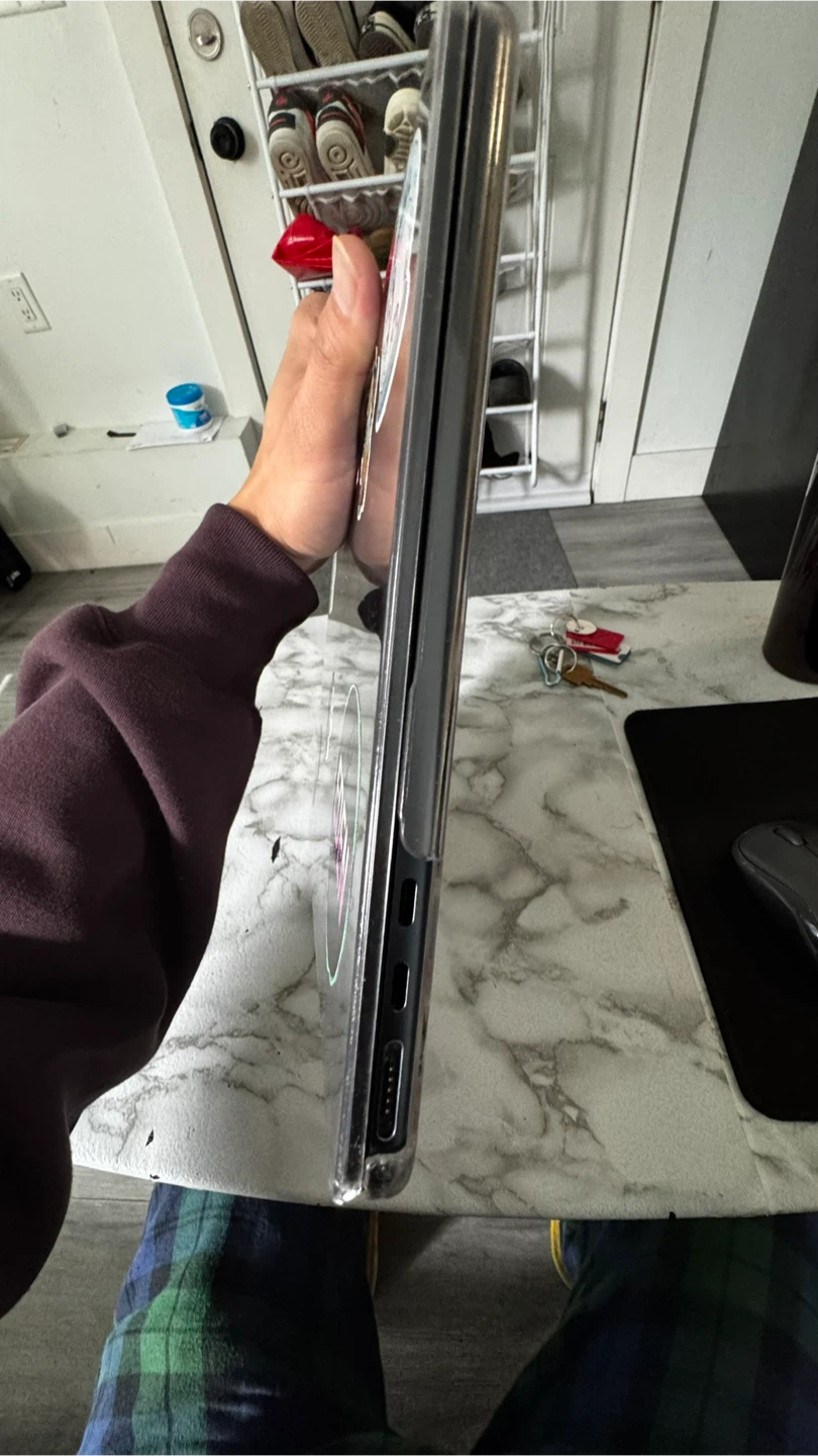 MacBook Air M2, 8GB Memory - photo 3