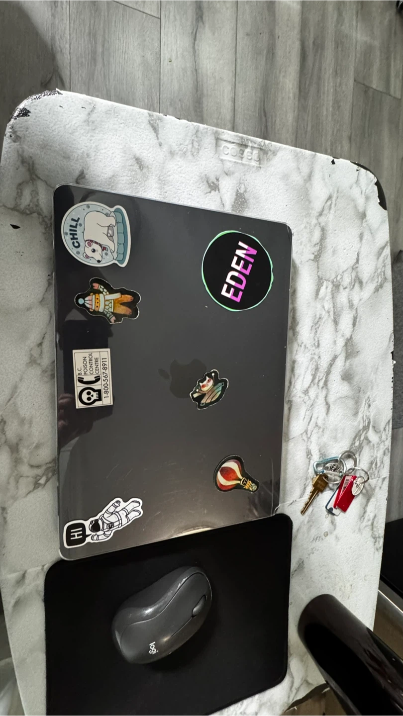 MacBook Air M2, 8GB Memory - photo 4
