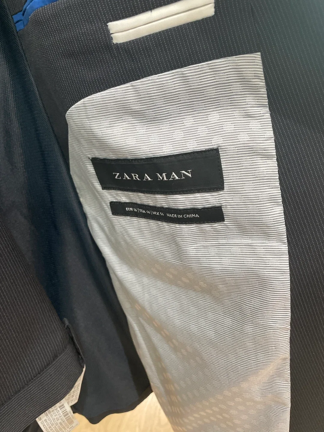 Zara Man Suit - Size EUR 50 / USA 40 image indicator(2)