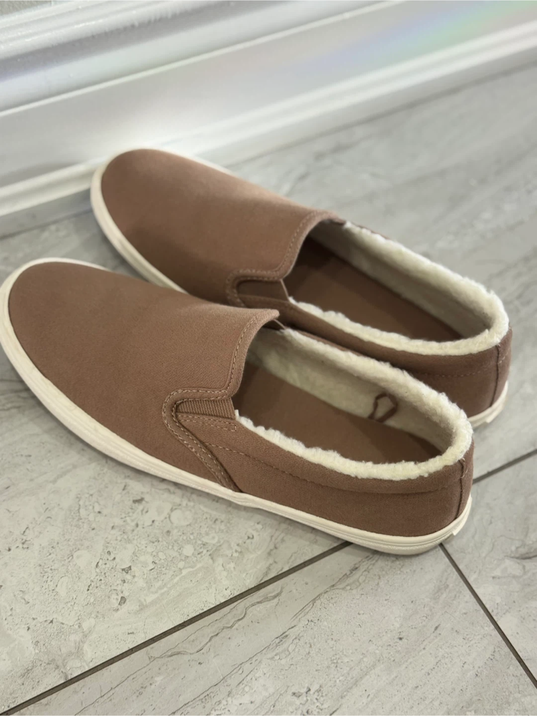 Old Navy Slip-on Shoes, Size 8, Brown - photo 3