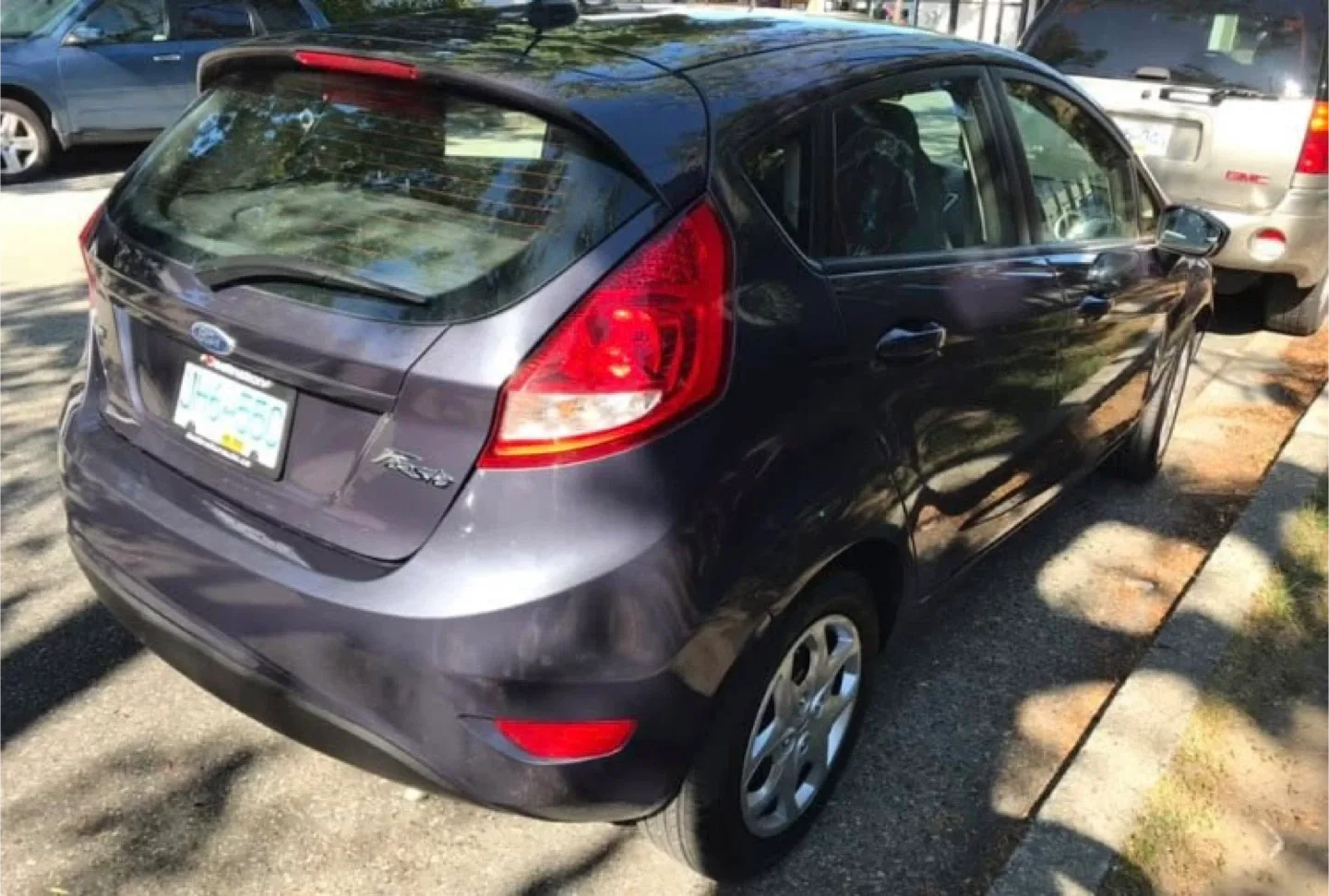 Ford Fiesta SE Hatchback - Great Condition! image indicator(2)