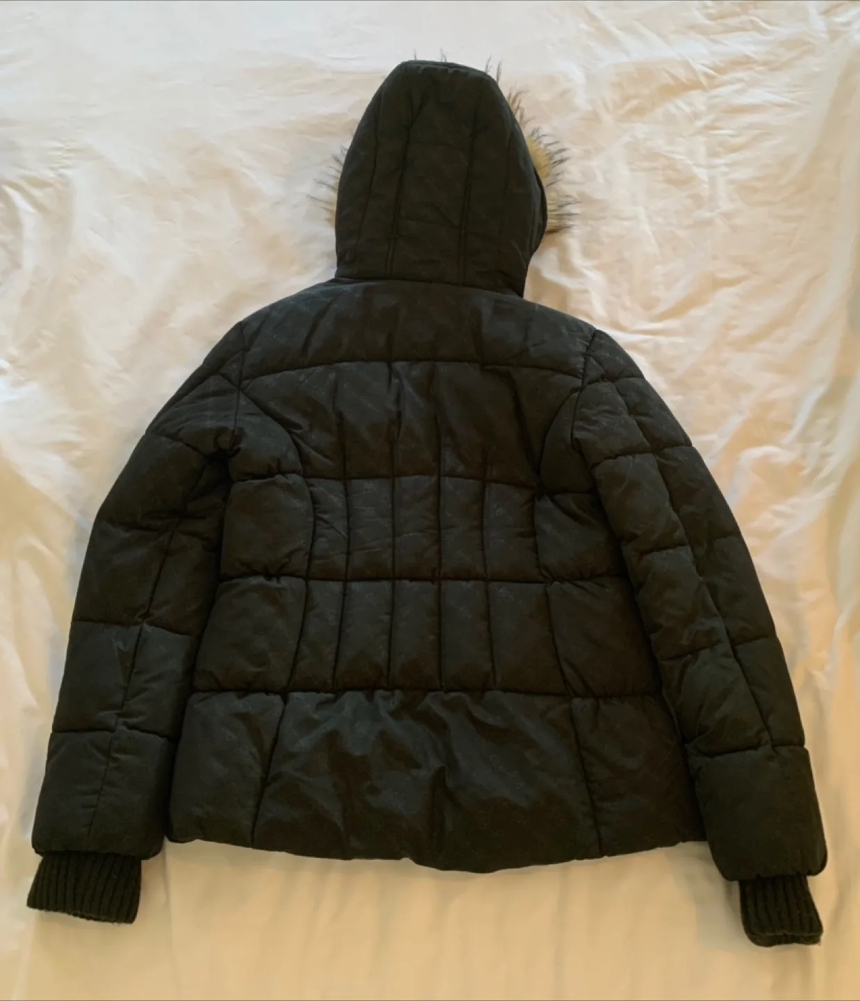 Guess Black Puffer Jacket with Faux Fur Hood (Women) image indicator(2)