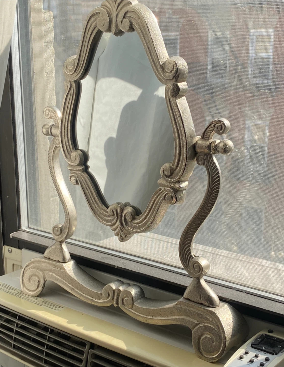 Vintage Style Vanity Mirror - photo 2