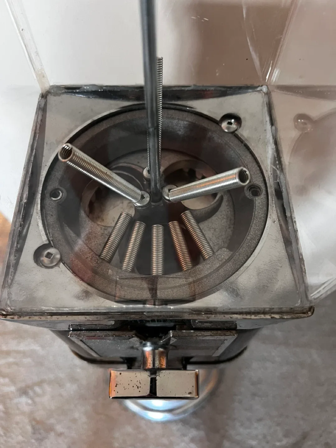 Vintage Gumball Machine on Stand image indicator(8)