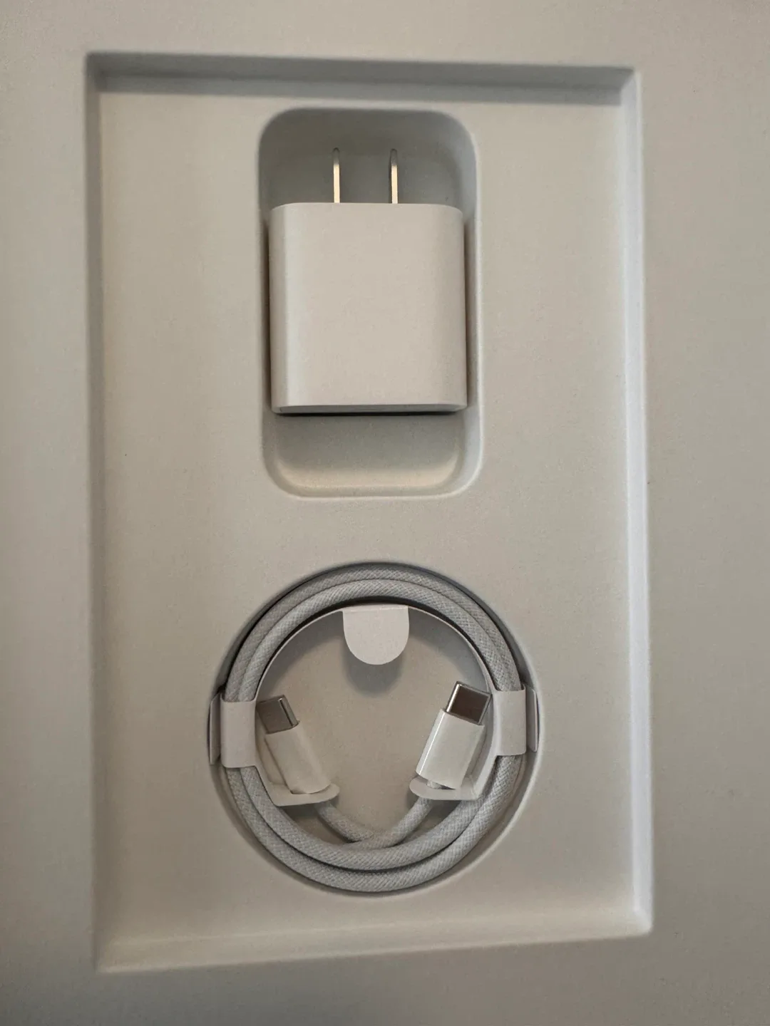 iPad Air 11-inch (M2) Wi-Fi 128GB image indicator(3)