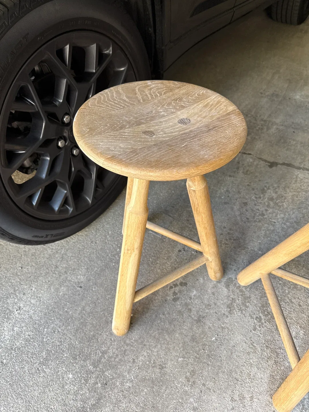 Wooden Stool image indicator(4)