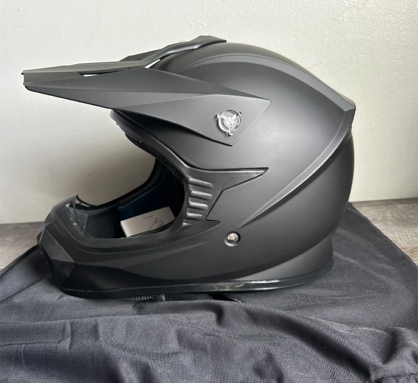 ILM Off-Road Motorcycle Helmet - Matte Black-New! thumbnail