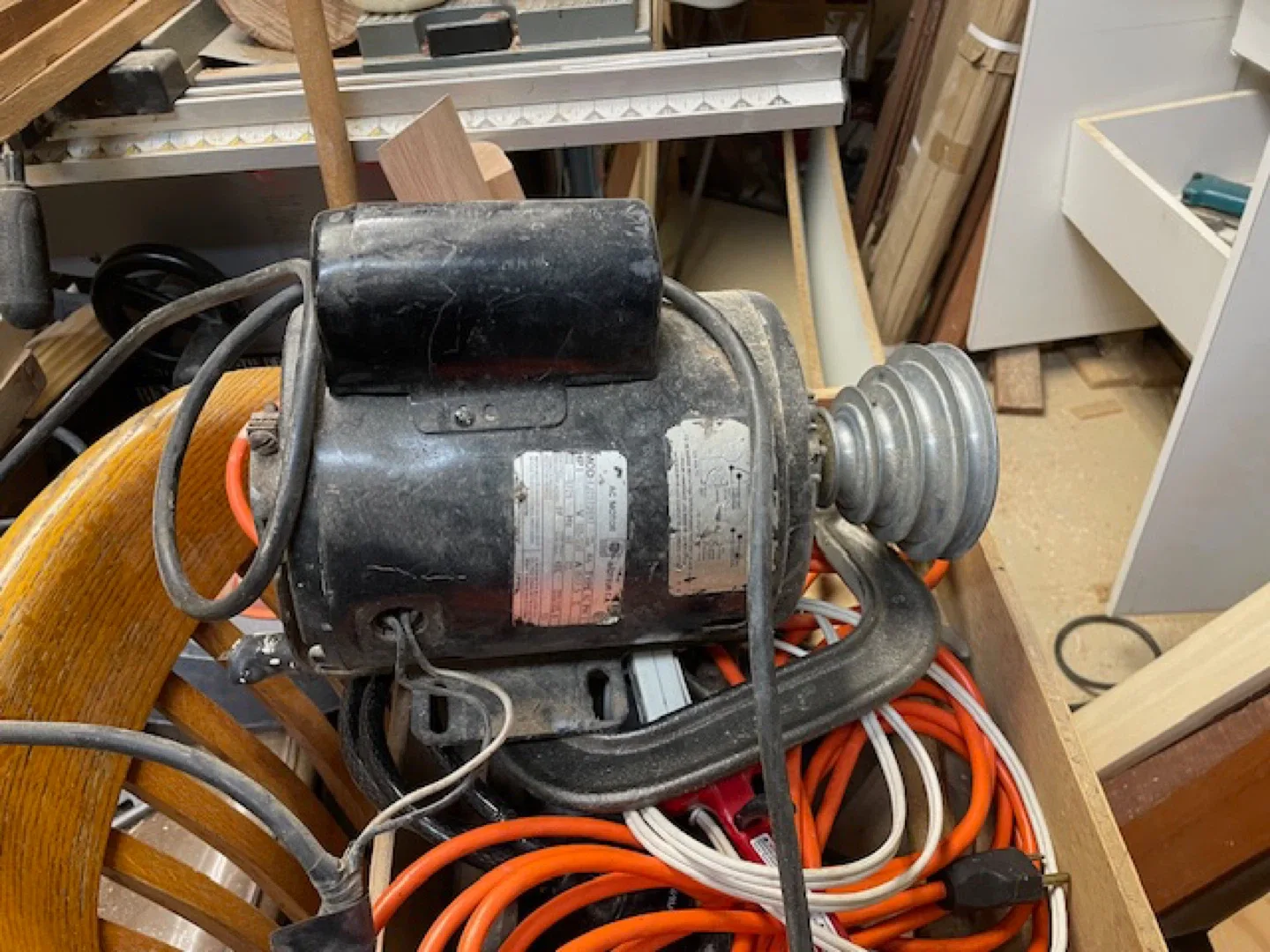 Delta Double-Duty 14-Inch Band Saw image indicator(6)