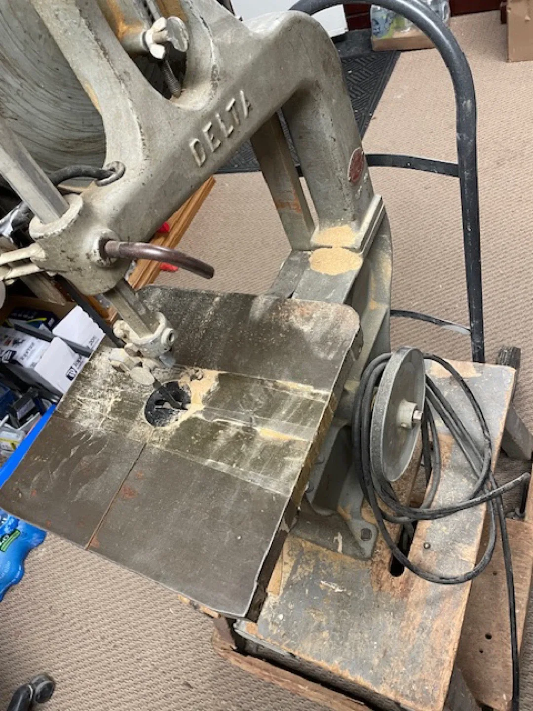 Delta Double-Duty 14-Inch Band Saw image indicator(3)