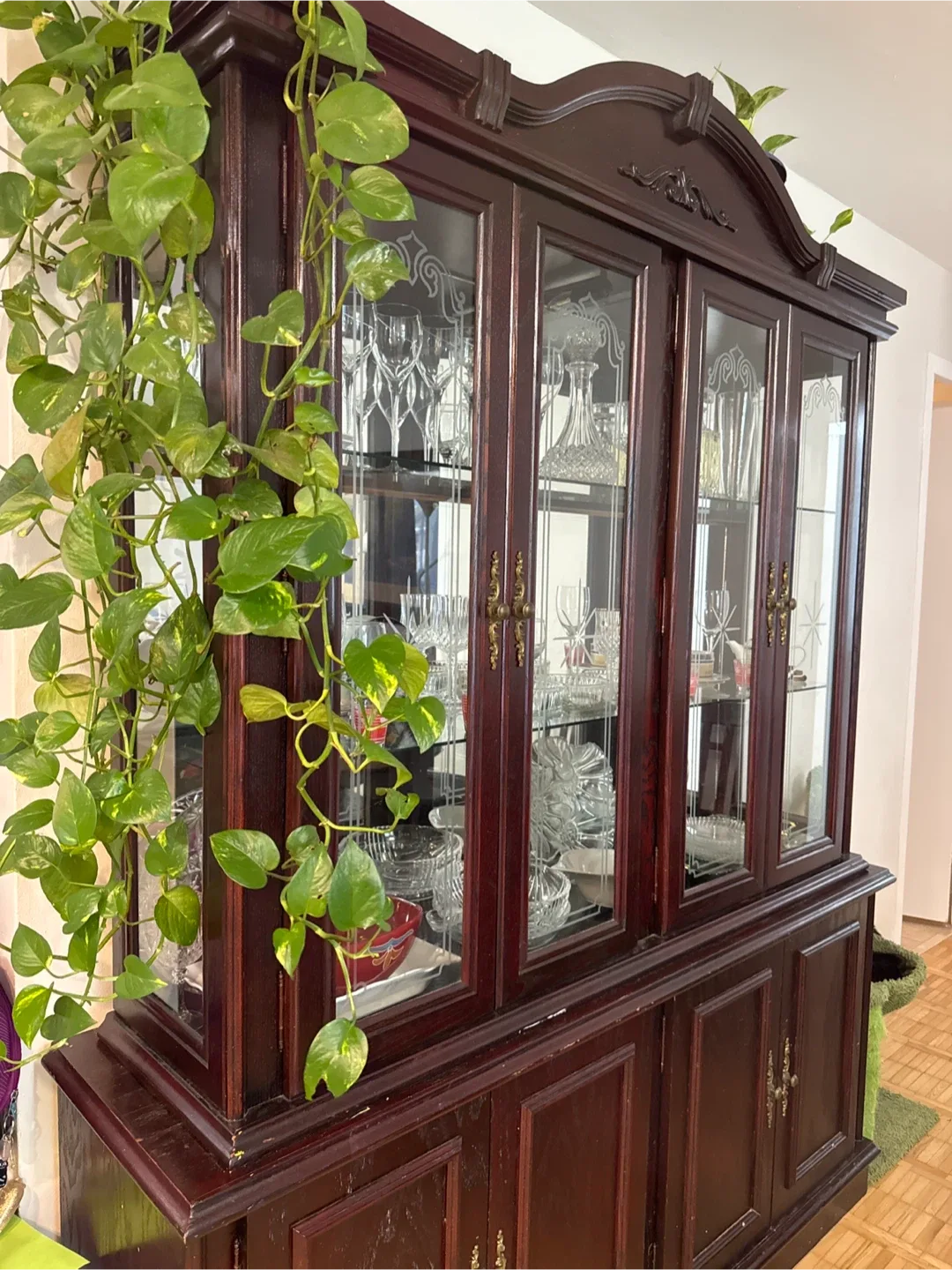 Wooden China Cabinet image indicator(3)