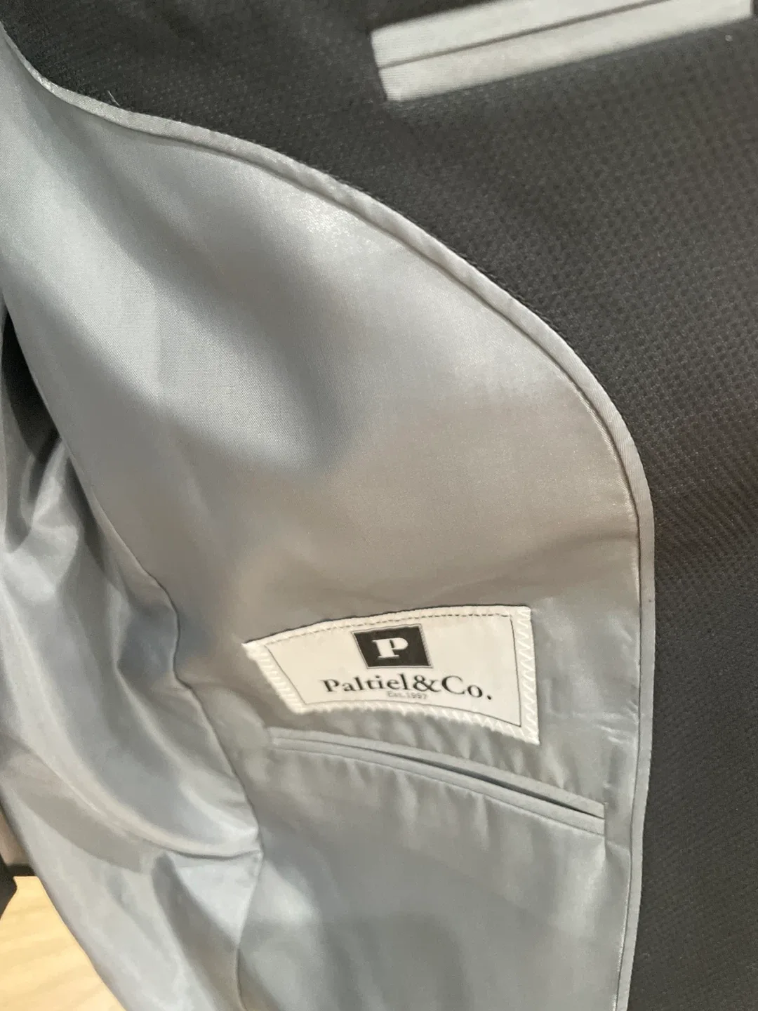 Paltiel & Co. Black Suit image indicator(2)