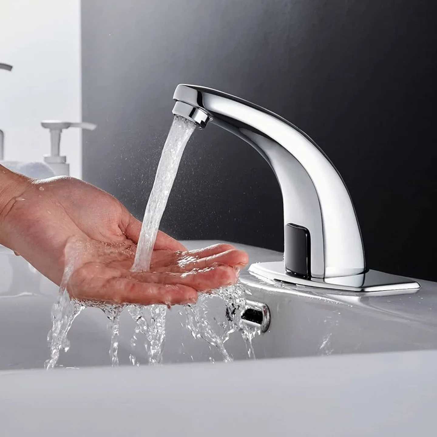 Touchless Bathroom Sink Faucet image indicator(2)