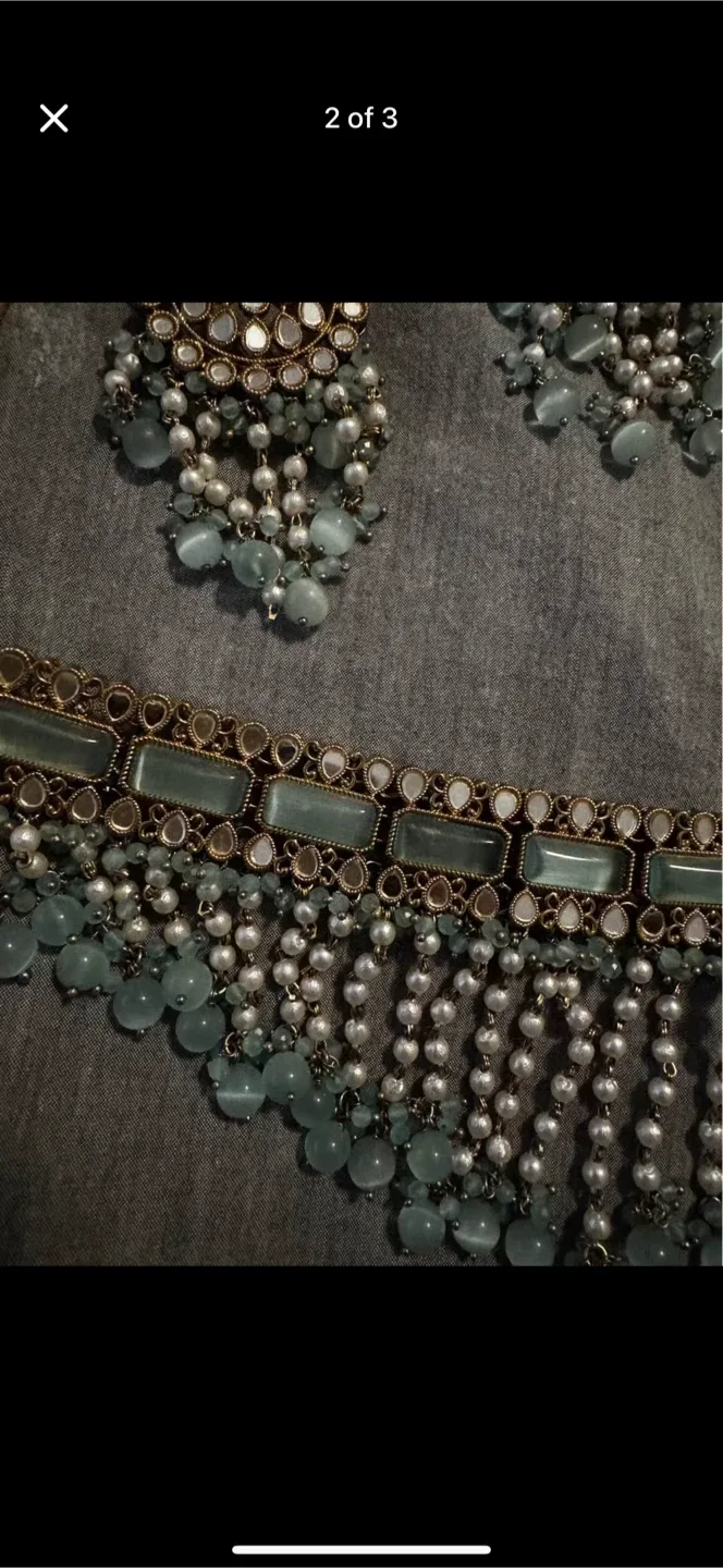 Choker and Earring Set image indicator(2)