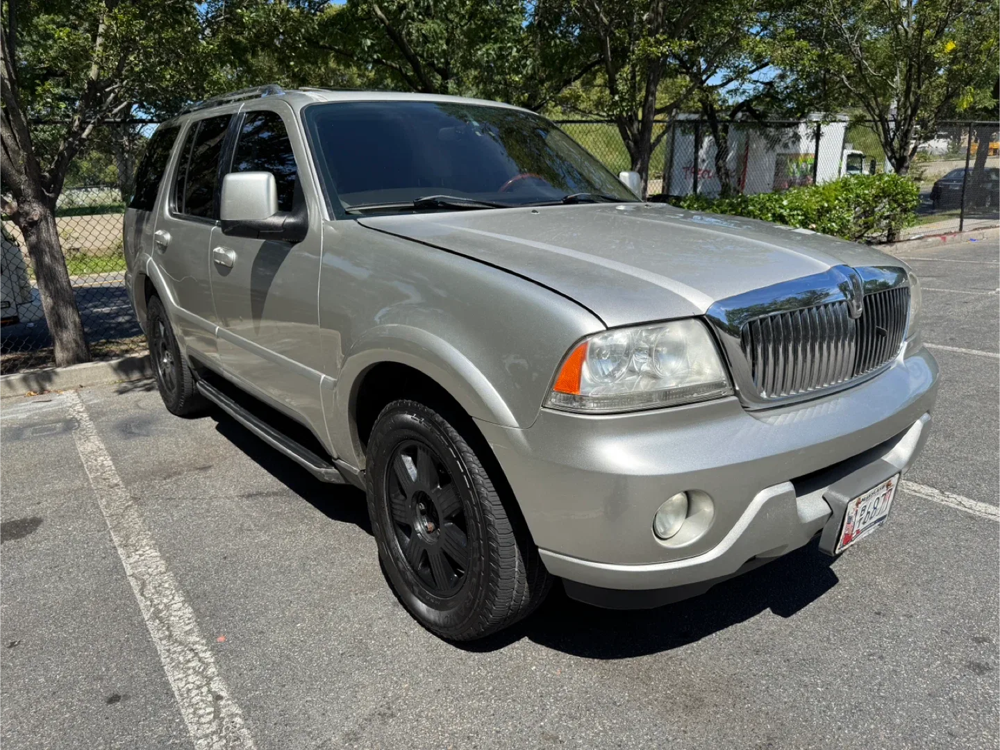 Lincoln Aviator image indicator(8)