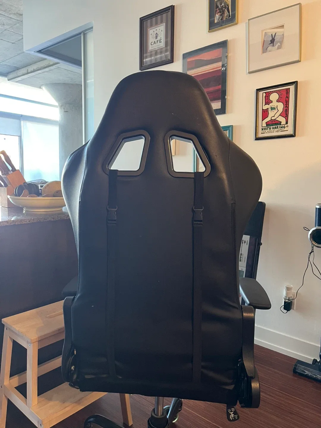 KCream Gaming Chair - Black image indicator(2)