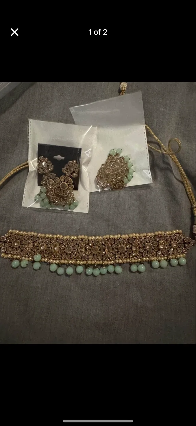 Indian/Pakistani Jewellery Set thumbnail