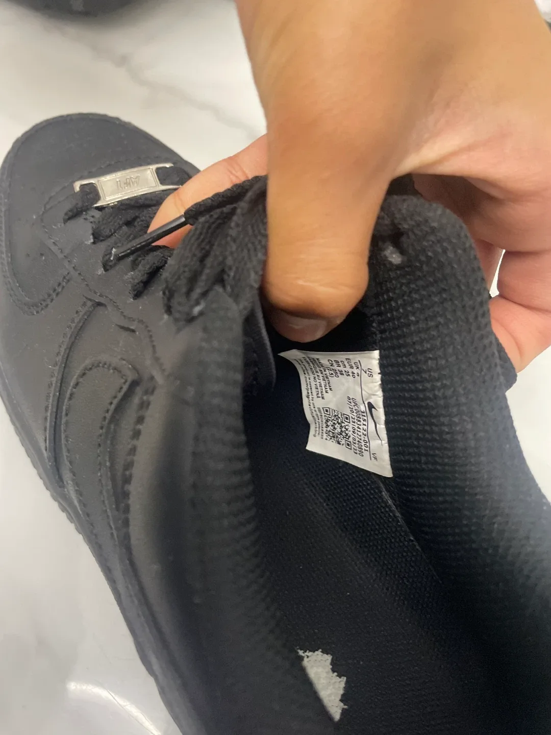 Air Force ones size 7us almost like new image indicator(2)